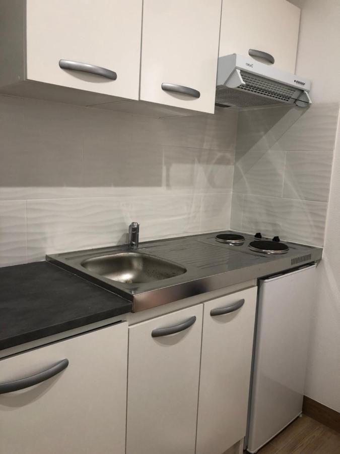 New Saint Maur-Logement Lovely Flat 32M2 Париж Екстериор снимка